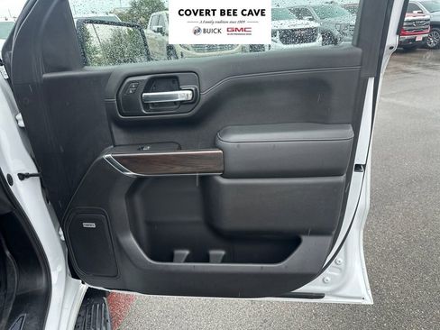 Used 2020 GMC Sierra 1500 SLT image 34