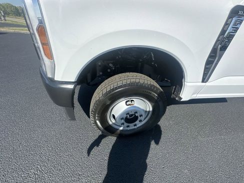 New 2026 Ford F350 XL AWD/4WD image 16