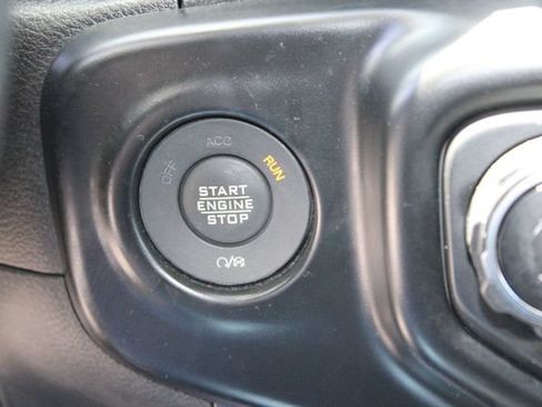 Used 2022 Jeep Wrangler Unlimited Sport AWD/4WD image 25