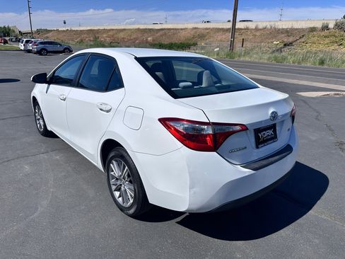 Used 2015 Toyota Corolla LE w/ Protection Package FWD image 4