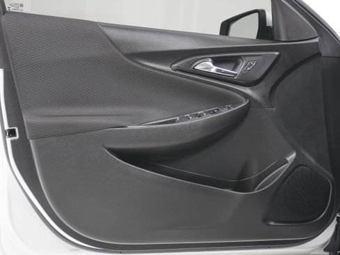 Used 2021 Chevrolet Malibu LT image 13