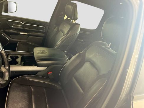 Used 2020 RAM 1500 Laramie w/ Sport Appearance Package AWD/4WD image 19