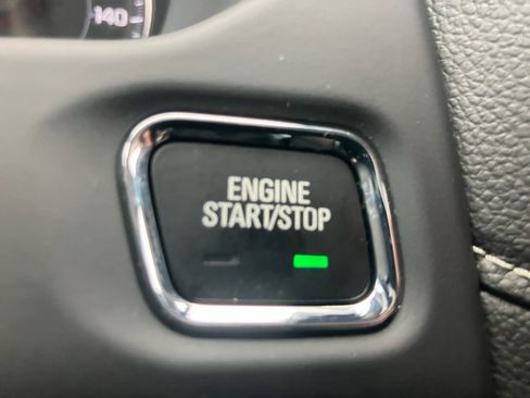 Used 2023 GMC Acadia SLE w/ Driver Convenience Package FWD image 24