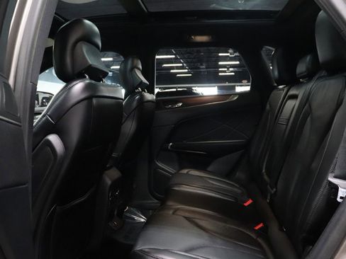 Used 2017 Lincoln MKC Reserve image 14