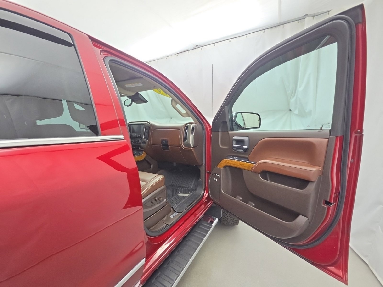 Used 2019 Chevrolet Silverado 2500 High Country AWD/4WD image 39