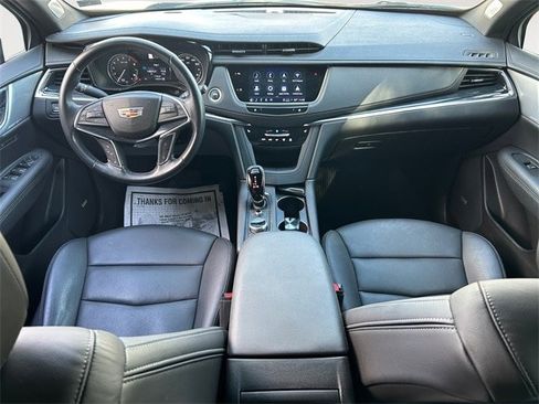Used 2023 Cadillac XT5 Premium Luxury image 10