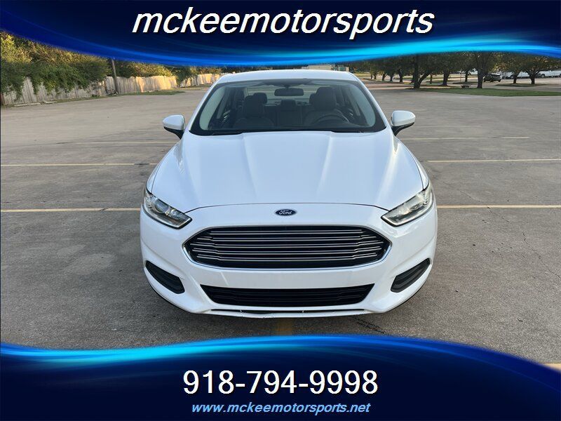 Used 2016 Ford Fusion S FWD image 3