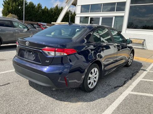 Used 2024 Toyota Corolla LE image 7