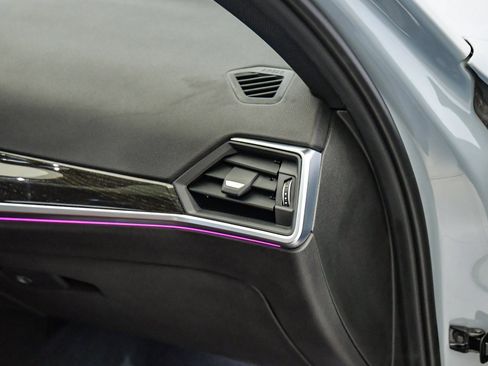 Certified 2023 BMW 330i Sedan w/ M Sport Package image 17