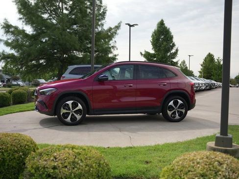 Certified 2026 Mercedes-Benz GLA 250 4MATIC image 4