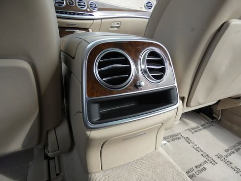 Used 2014 Mercedes-Benz S 550 Sedan image 54