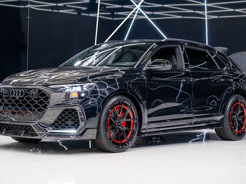 Used 2026 Audi RS Q8 performance image 3