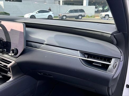 Used 2026 Lexus RX 450h Luxury w/ Convenience Package image 19