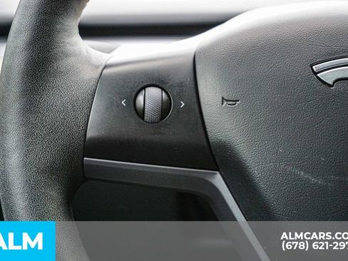 Used 2024 Tesla Model Y Long Range image 29