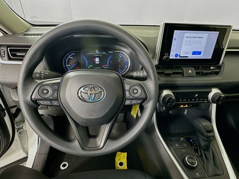 Certified 2025 Toyota RAV4 LE image 11