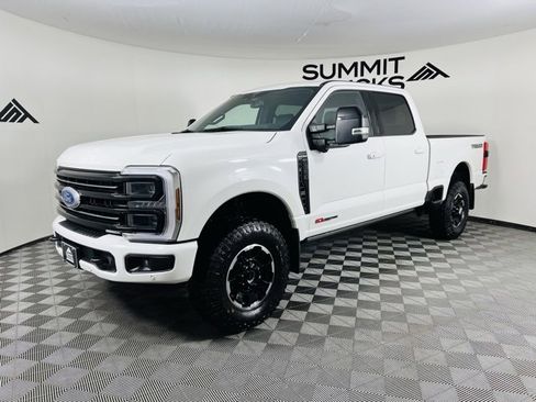 Used 2025 Ford F350 Platinum w/ Tremor Off-Road Package image 2