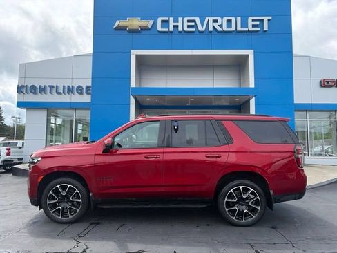 Used 2024 Chevrolet Tahoe RST w/ Luxury Package AWD/4WD image 3