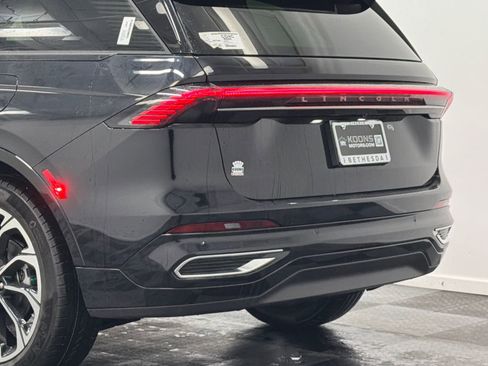 New 2026 Lincoln Nautilus Reserve image 7