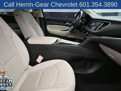 Used 2023 Buick Enclave Essence w/ Experience Buick Package FWD image 21
