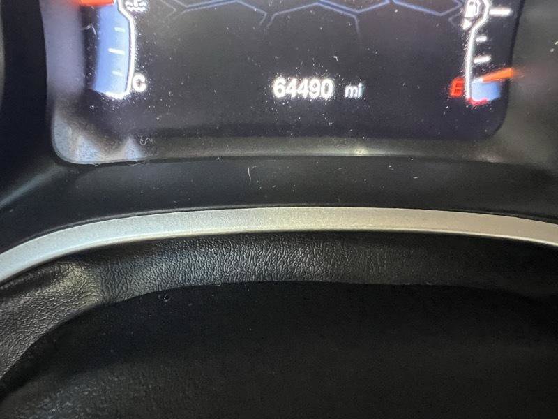 Used 2020 Jeep Compass Latitude w/ Popular Equipment Group FWD image 24