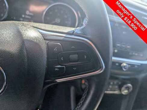Used 2023 Buick Encore GX Preferred w/ Cold Weather Comfort Package AWD/4WD image 18