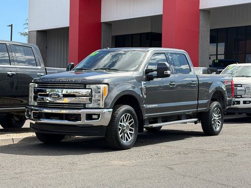 Used 2017 Ford F250 Lariat w/ Lariat Ultimate Package AWD/4WD image 41
