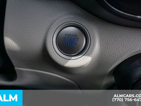 Used 2024 Hyundai Venue SEL FWD image 31