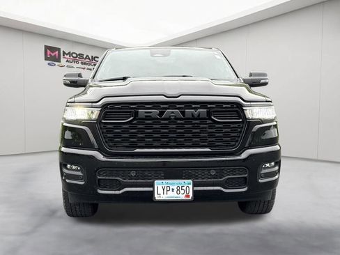 Used 2025 RAM 1500 Big Horn AWD/4WD image 3