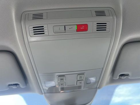 Used 2025 Volkswagen Taos S image 17