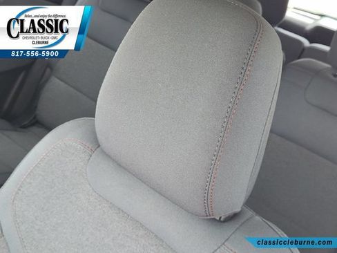 Used 2025 Ford Explorer Active RWD image 16