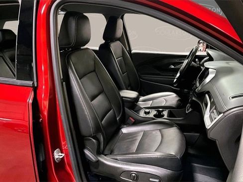 Used 2022 GMC Terrain SLT w/ LPO, Floor Liner Package image 15