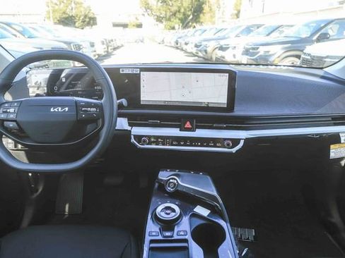 New 2025 Kia EV6 Wind image 15