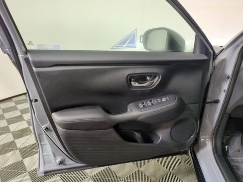 Certified 2026 Honda HR-V EX-L image 10