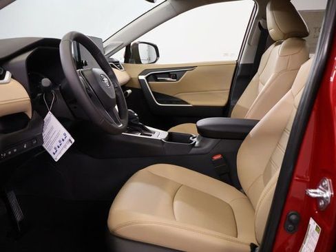New 2025 Toyota RAV4 XLE Premium image 9