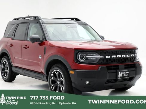 Used 2025 Ford Bronco Sport Outer Banks w/ Outer Banks Tech Package+ image 1