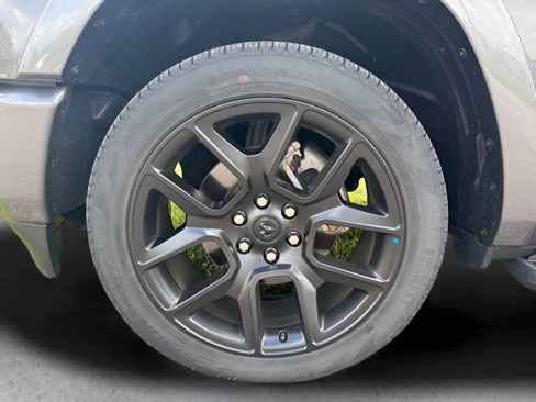 Used 2022 RAM 1500 Laramie AWD/4WD image 33