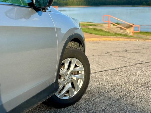 Used 2015 Honda CR-V EX-L image 6