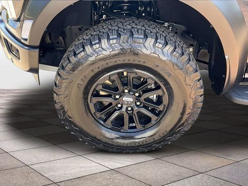 Certified 2025 Ford F150 Raptor AWD/4WD image 9