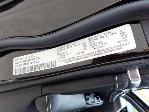 Certified 2023 Jeep Grand Cherokee L Overland image 24