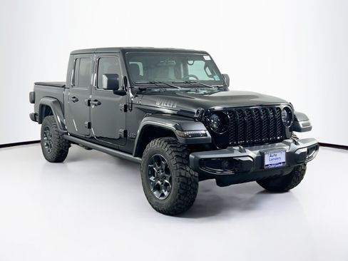 Used 2023 Jeep Gladiator Sport AWD/4WD image 3