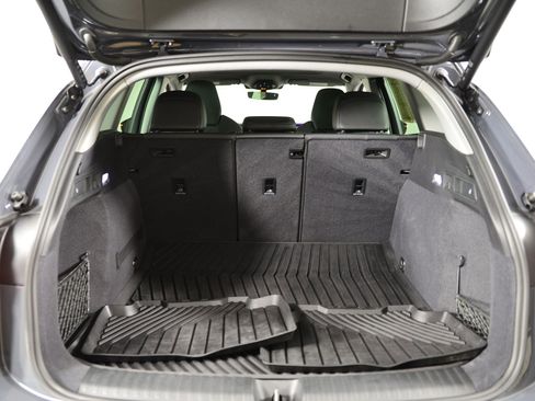 Certified 2025 Audi Q6 e-tron Premium Plus w/ Premium Plus image 23