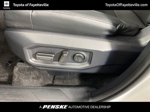 Certified 2025 Toyota Tundra Limited AWD/4WD image 22