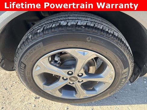 Used 2025 Ford Escape ST-Line image 23