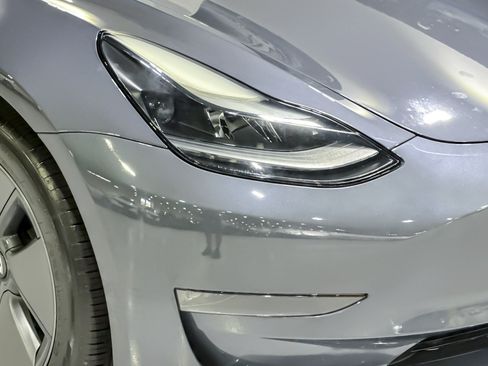 Used 2023 Tesla Model 3 Standard Range RWD image 11