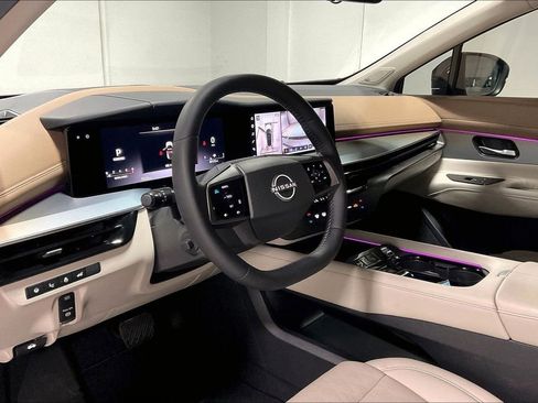 Used 2025 Nissan Murano Platinum w/ Cargo Package image 16