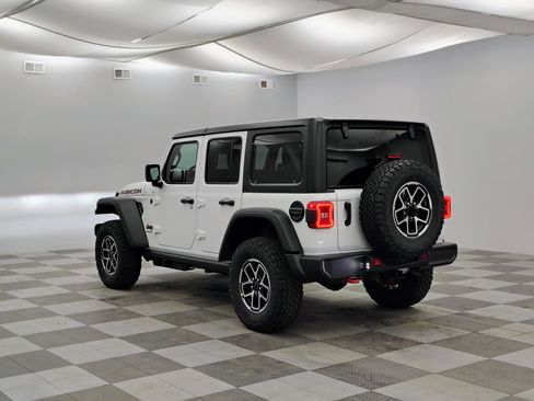 New 2026 Jeep Wrangler Unlimited Rubicon AWD/4WD image 8