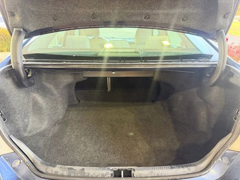 Used 2017 Toyota Camry LE image 22