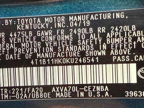 Used 2019 Toyota Camry LE image 9