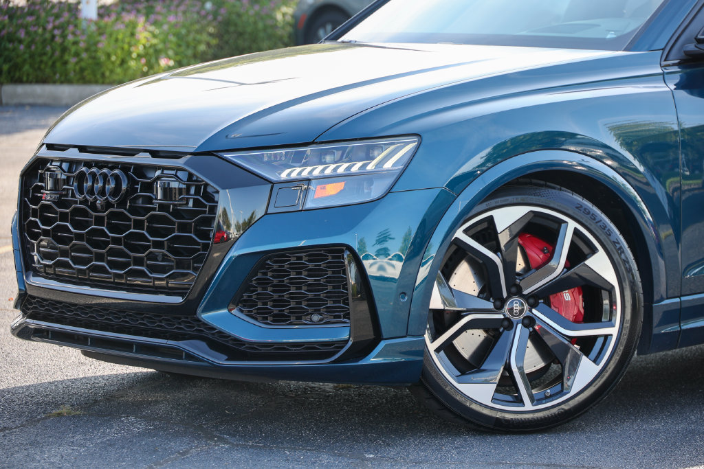 Used 2021 Audi RS Q8 w/ Black Optic Package AWD/4WD image 20