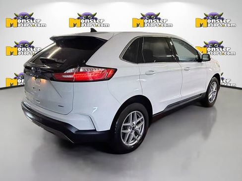 Used 2024 Ford Edge SEL w/ Convenience Package image 4